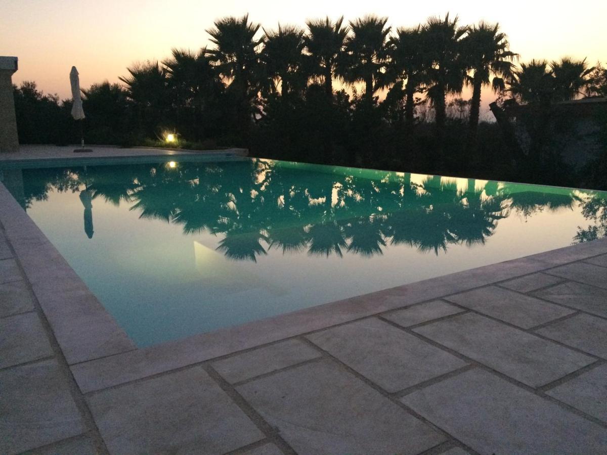 White Pool 5P Matino - Gallipoli Exterior photo